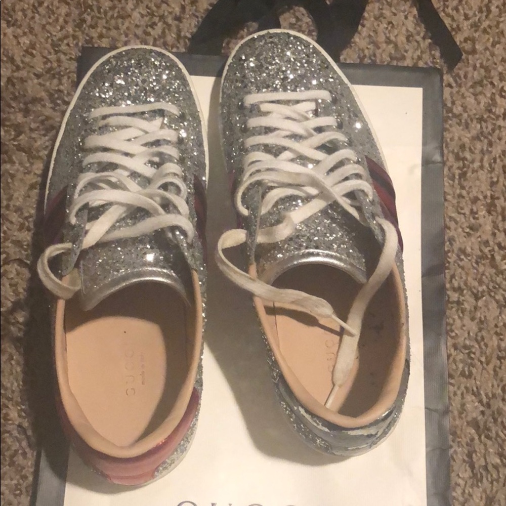 Aunthenic Women’s Gucci shoes.